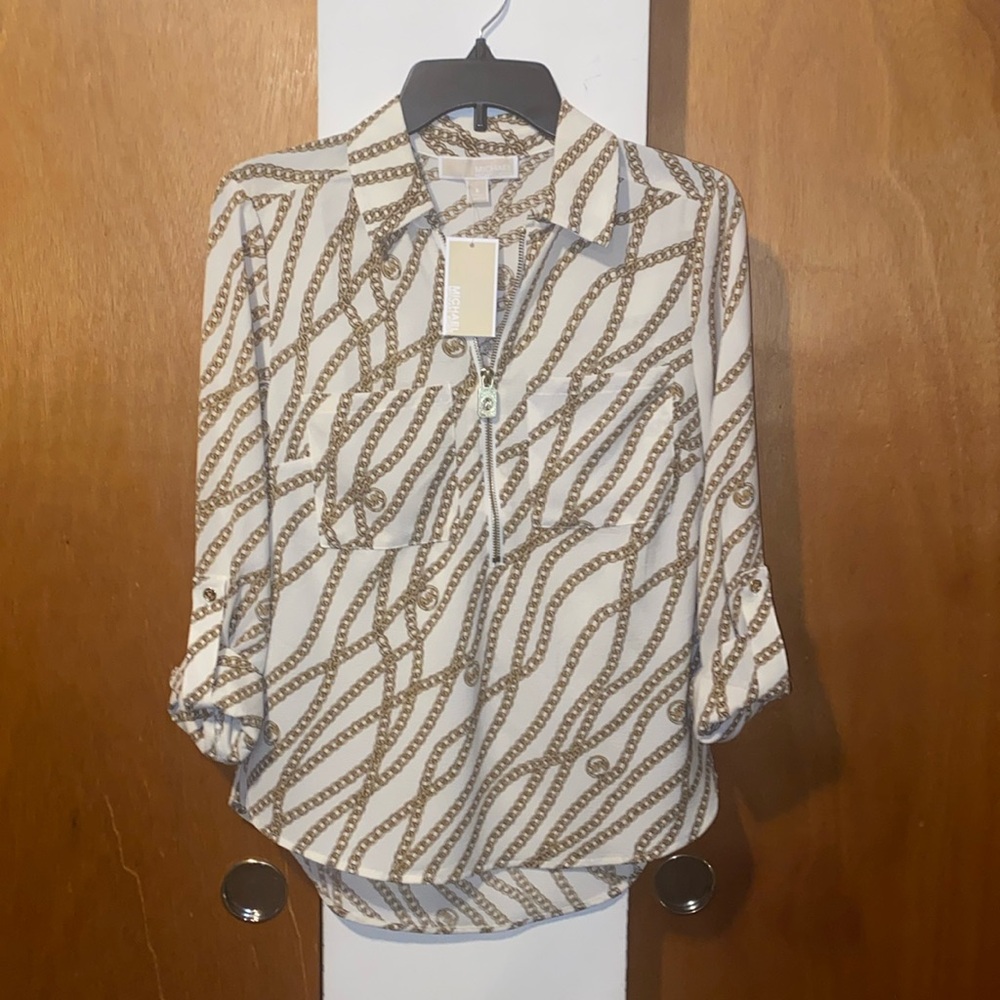 🧁 NWT Michael Kors Half Zippered Blouse